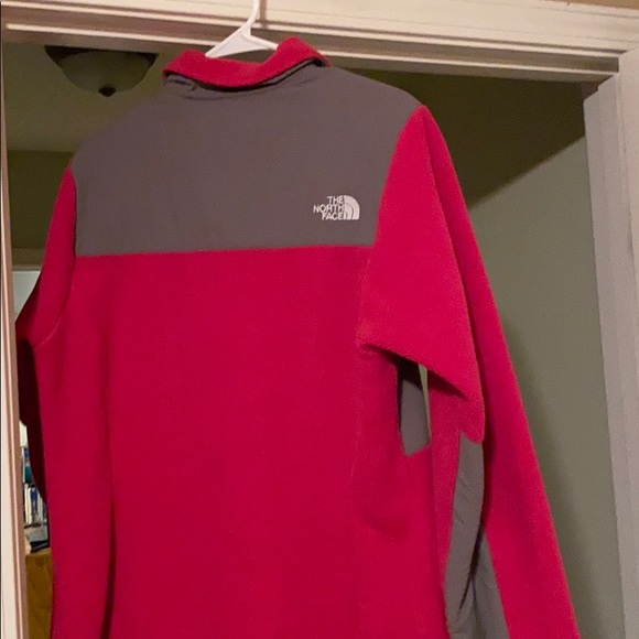 North face jacket - Picture 3 of 3